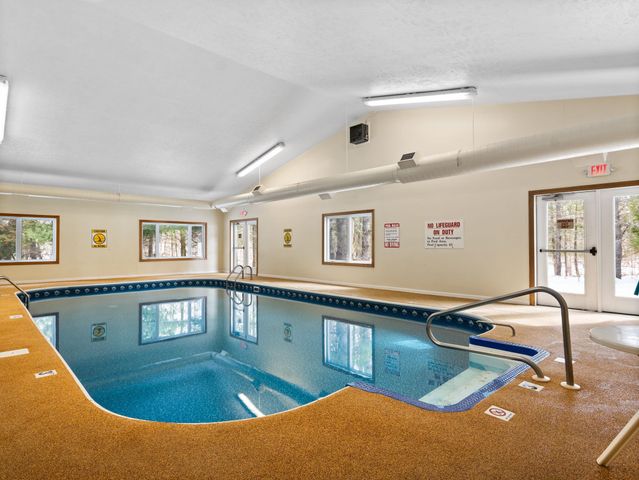 2189 Hammond Place E, Garfield Twp, MI 49686