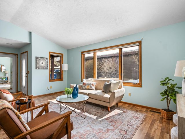 2189 Hammond Place E, Garfield Twp, MI 49686