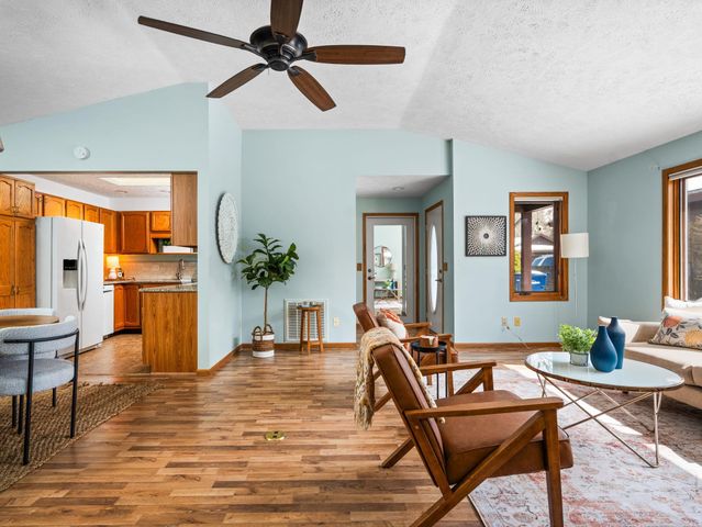 2189 Hammond Place E, Garfield Twp, MI 49686