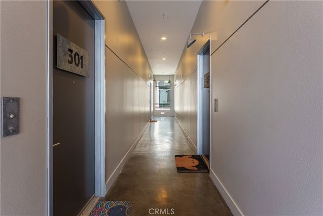 13320 Beach Avenue 301, Marina Del Rey, CA 90292