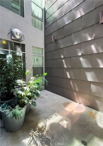 13320 Beach Avenue 301, Marina Del Rey, CA 90292