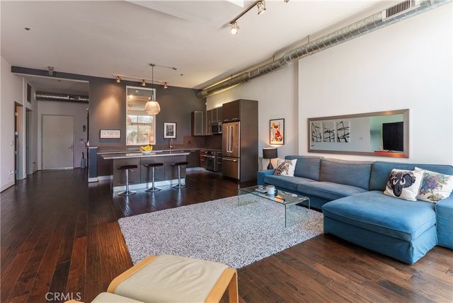 13320 Beach Avenue 301, Marina Del Rey, CA 90292