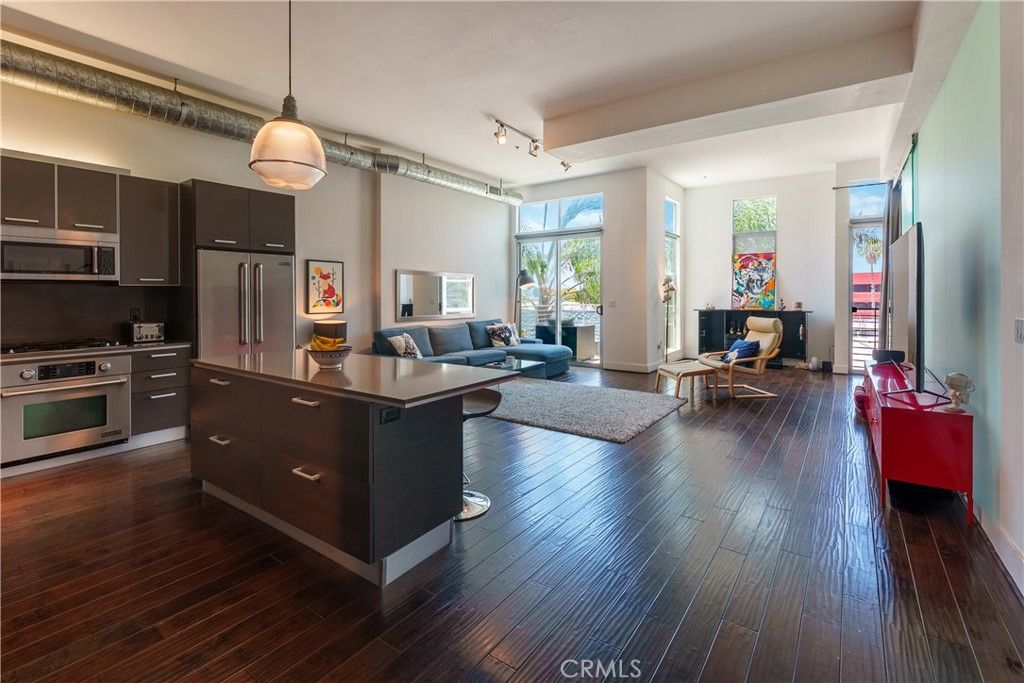 13320 Beach Avenue 301, Marina Del Rey, CA 90292