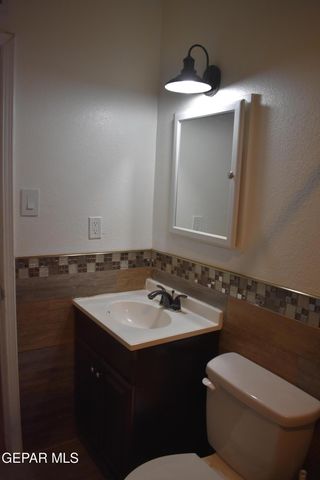 3317 Mobile Avenue 1-2, El Paso, TX 79930