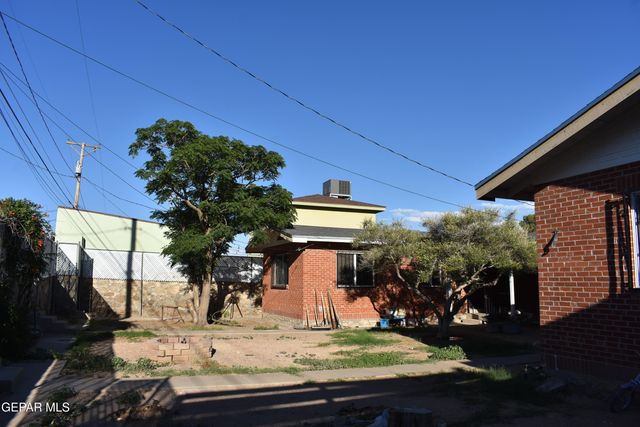 3317 Mobile Avenue 1-2, El Paso, TX 79930
