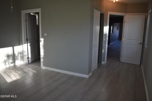 3317 Mobile Avenue 1-2, El Paso, TX 79930