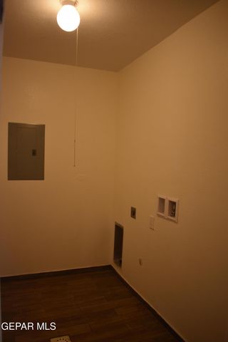 3317 Mobile Avenue 1-2, El Paso, TX 79930