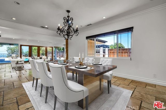 3446 Alginet, Encino, CA 91436