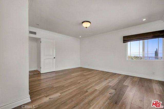 3446 Alginet, Encino, CA 91436