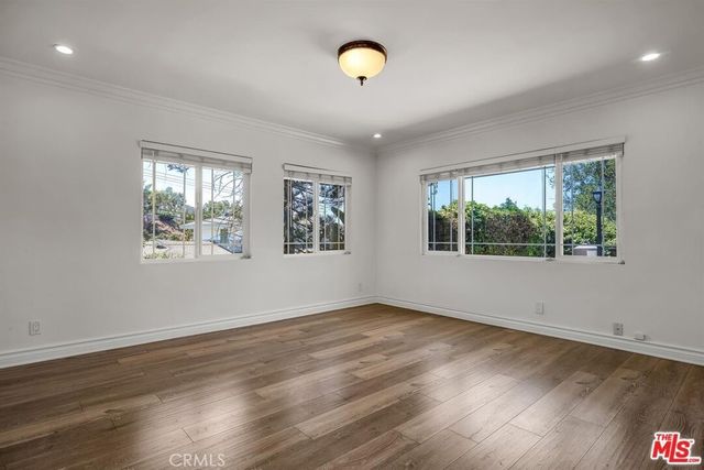 3446 Alginet, Encino, CA 91436