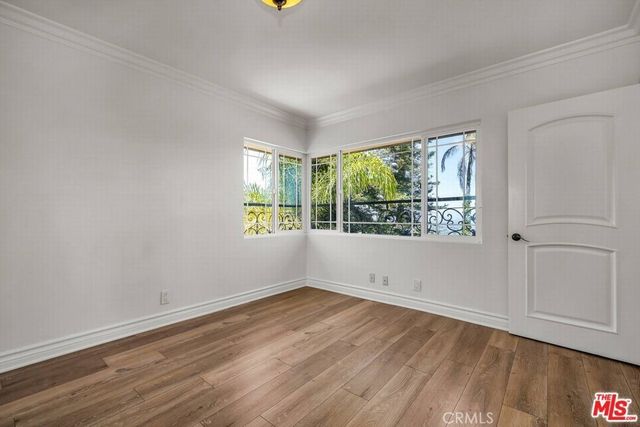 3446 Alginet, Encino, CA 91436