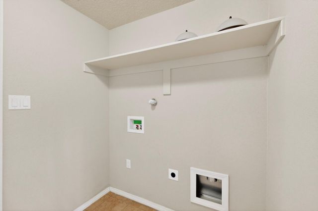 6516 Jazmin Place NW, Albuquerque, NM 87114