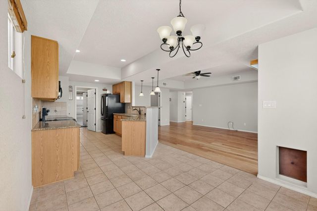 6516 Jazmin Place NW, Albuquerque, NM 87114