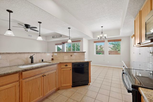 6516 Jazmin Place NW, Albuquerque, NM 87114