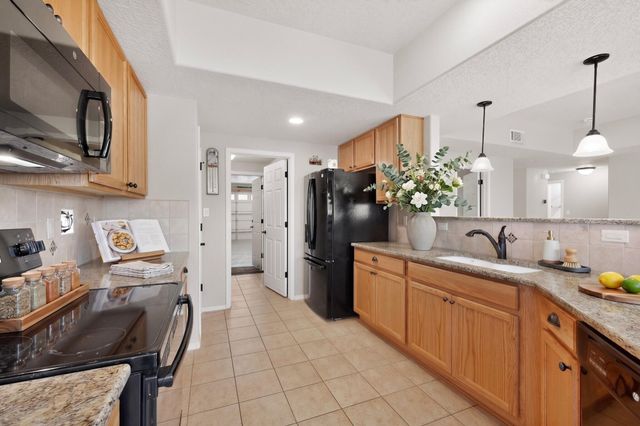 6516 Jazmin Place NW, Albuquerque, NM 87114