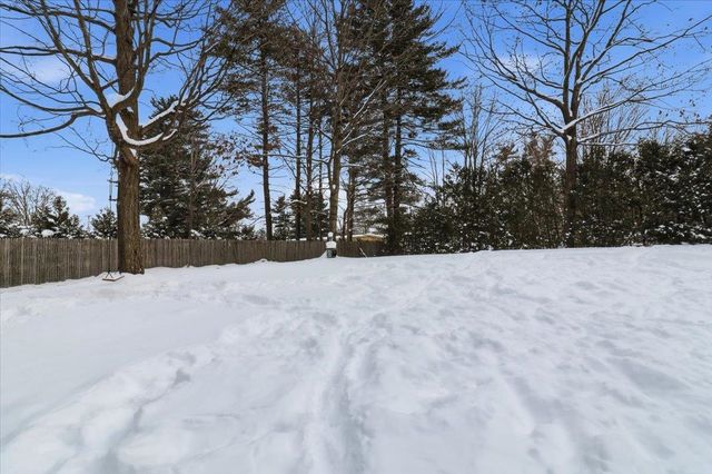 83 Kirby Lane, Williston, VT 05495