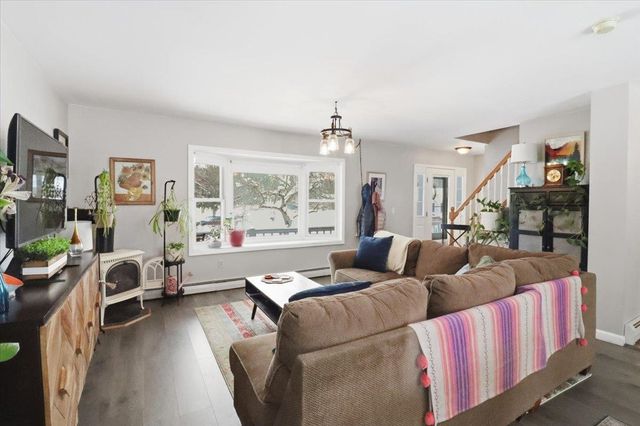 83 Kirby Lane, Williston, VT 05495