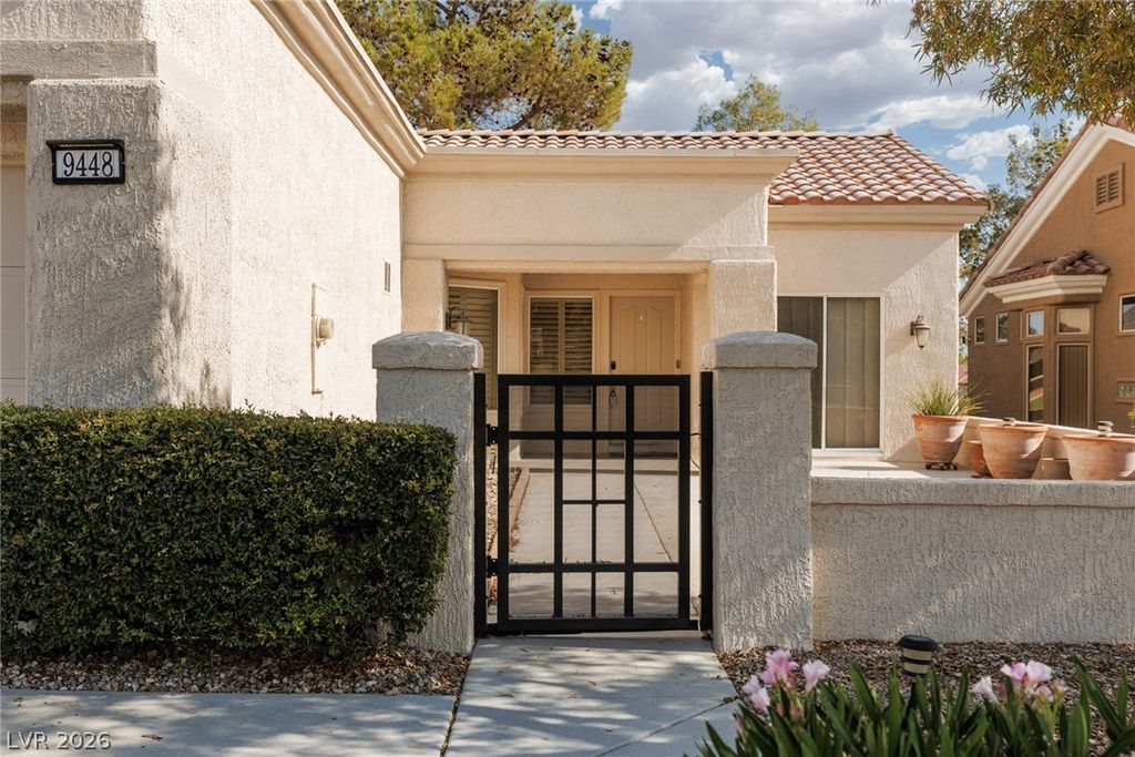 9448 January Drive, Las Vegas, NV 89134 — photo 4