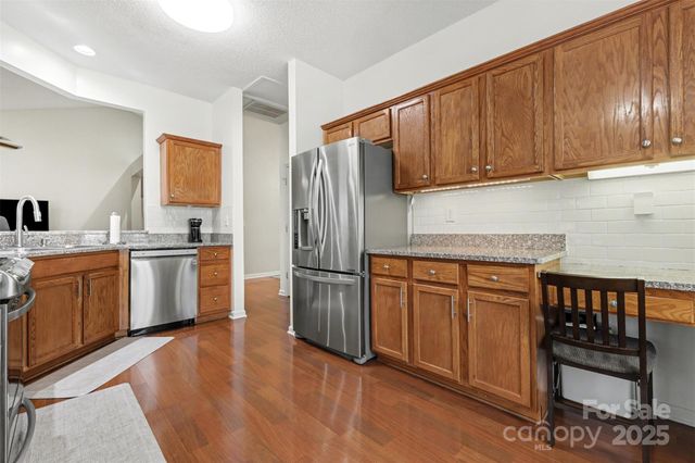 8907 Steelechase Drive, Charlotte, NC 28273