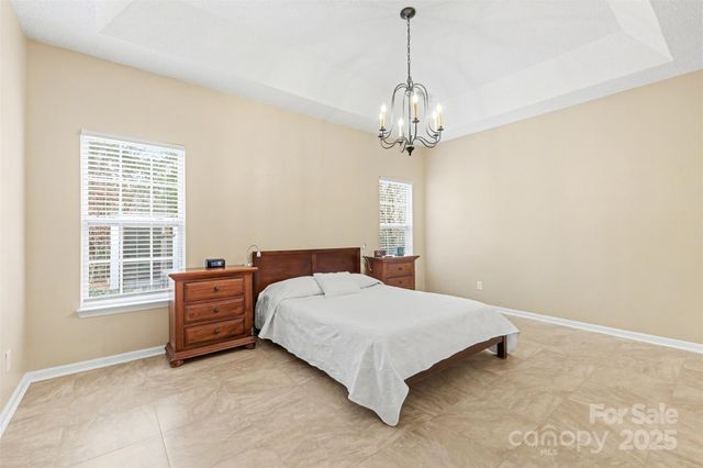 8907 Steelechase Drive, Charlotte, NC 28273