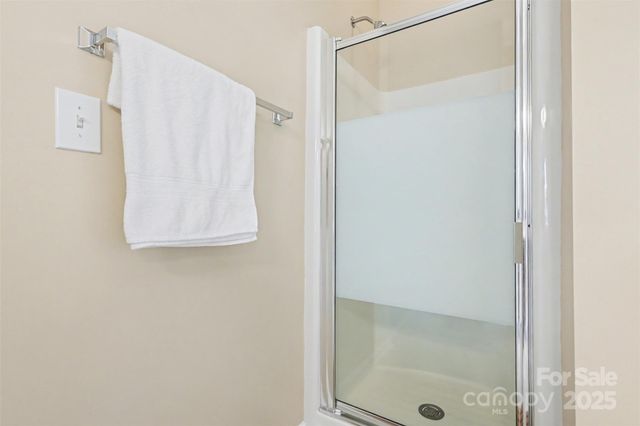 8907 Steelechase Drive, Charlotte, NC 28273