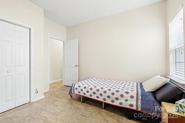 8907 Steelechase Drive, Charlotte, NC 28273