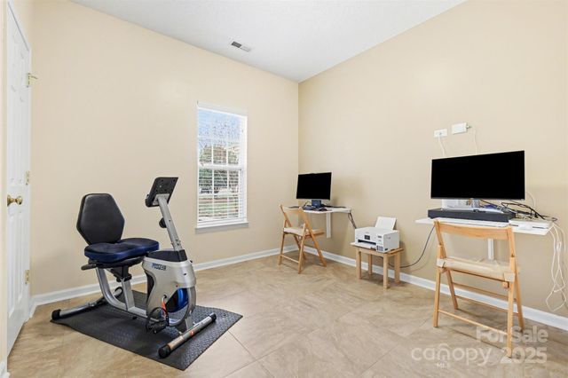 8907 Steelechase Drive, Charlotte, NC 28273