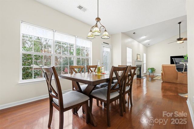 8907 Steelechase Drive, Charlotte, NC 28273