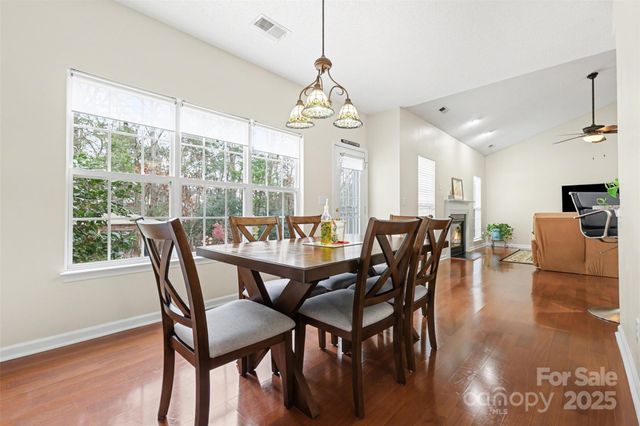 8907 Steelechase Drive, Charlotte, NC 28273