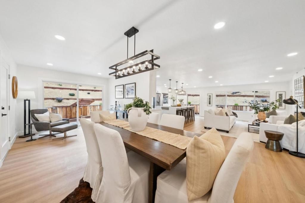 Image 38 of property listing at 1276 Laurel Hill Drive, San Mateo, CA 94402