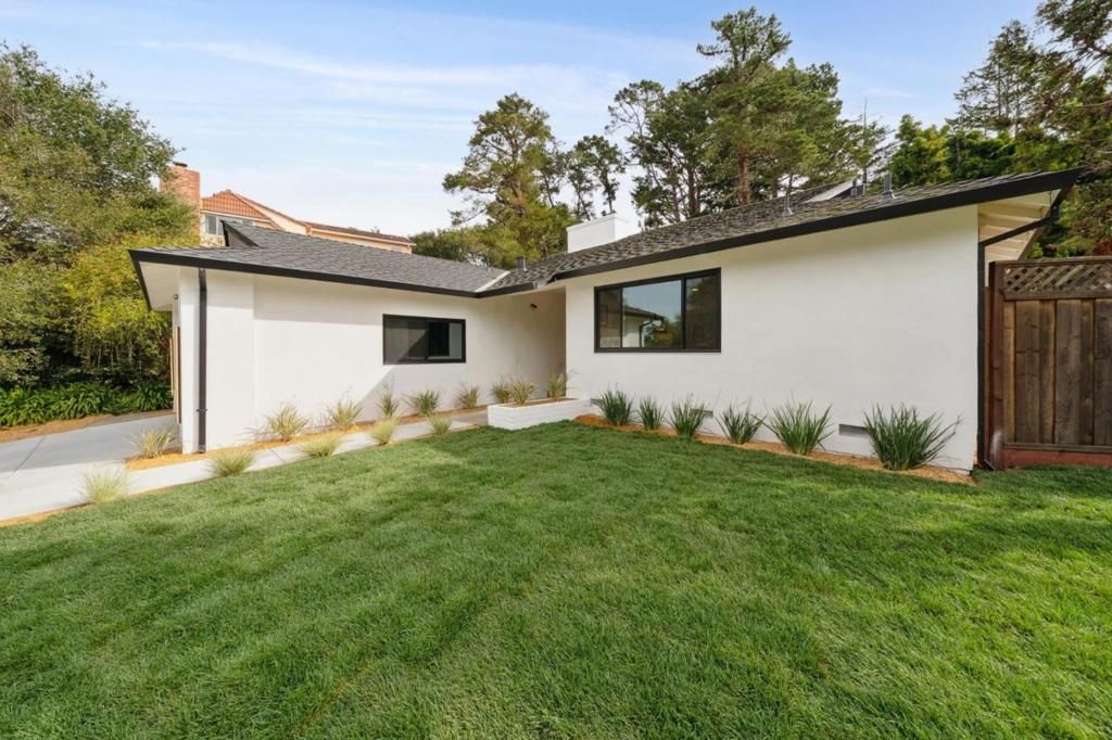 Image 42 of property listing at 1276 Laurel Hill Drive, San Mateo, CA 94402