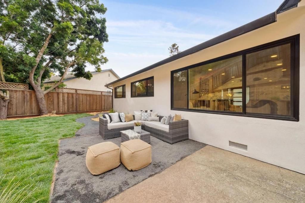 Image 53 of property listing at 1276 Laurel Hill Drive, San Mateo, CA 94402