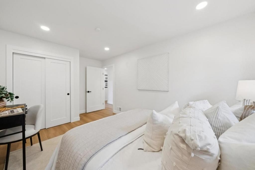 Image 66 of property listing at 1276 Laurel Hill Drive, San Mateo, CA 94402