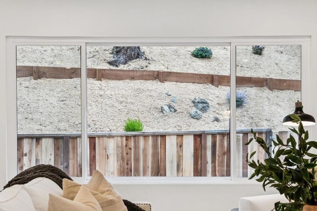 Image 77 of property listing at 1276 Laurel Hill Drive, San Mateo, CA 94402