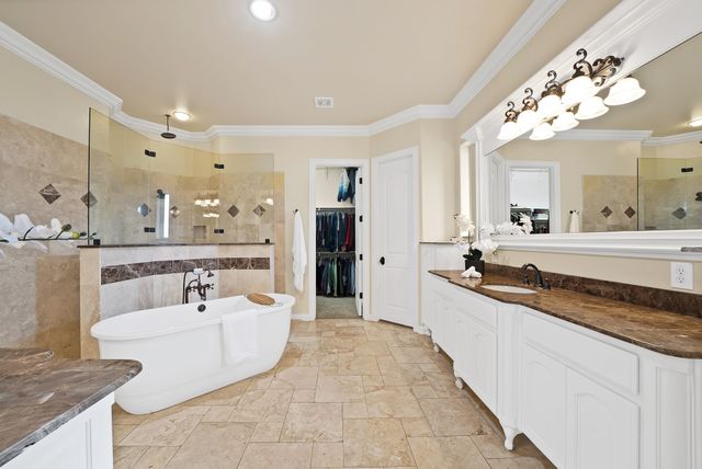 120 Kyle Court, Double Oak, TX 75077