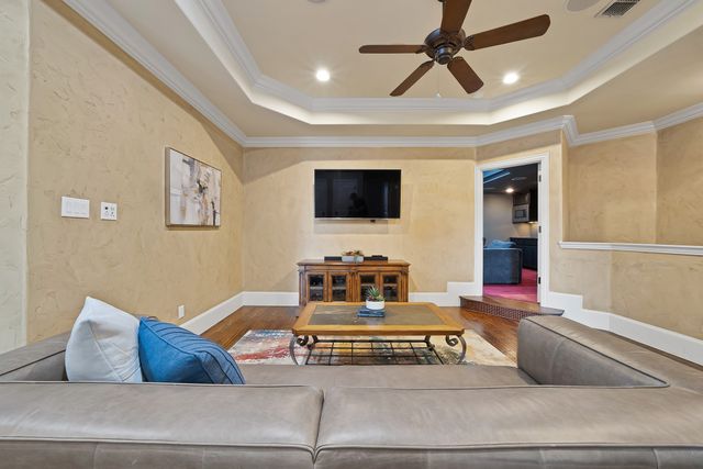 120 Kyle Court, Double Oak, TX 75077