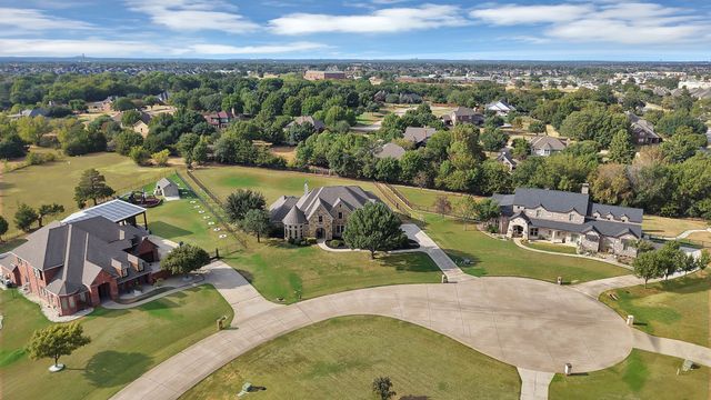 120 Kyle Court, Double Oak, TX 75077