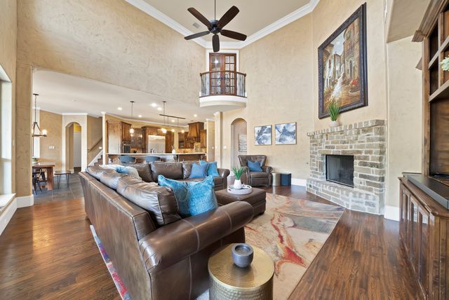 120 Kyle Court, Double Oak, TX 75077