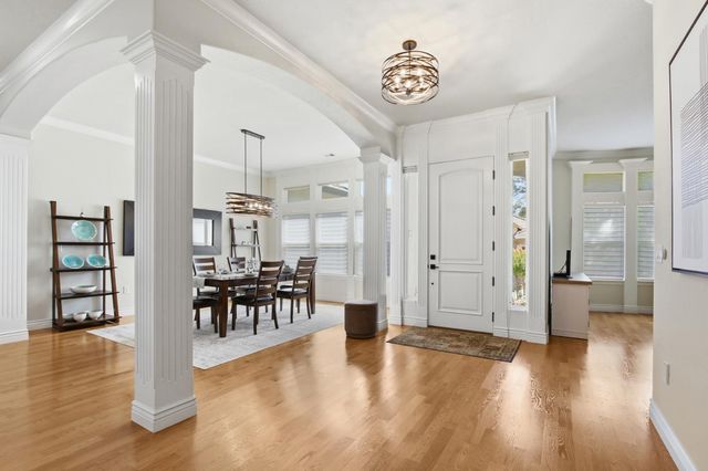 4201 Olga Ln, Fair Oaks, CA 95628