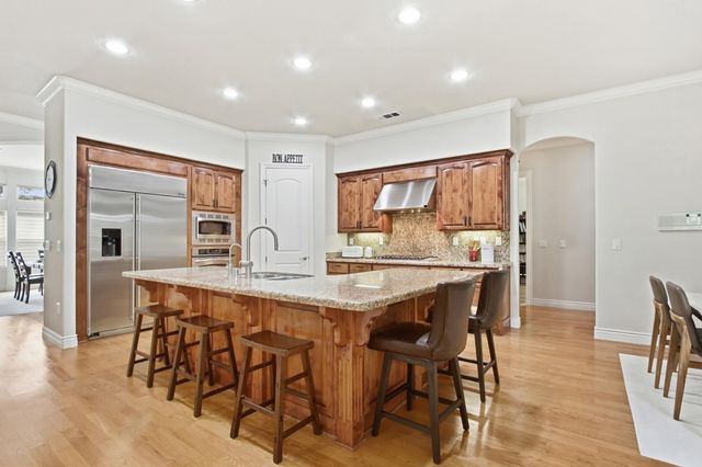4201 Olga Ln, Fair Oaks, CA 95628