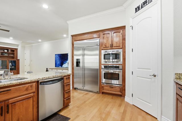 4201 Olga Ln, Fair Oaks, CA 95628