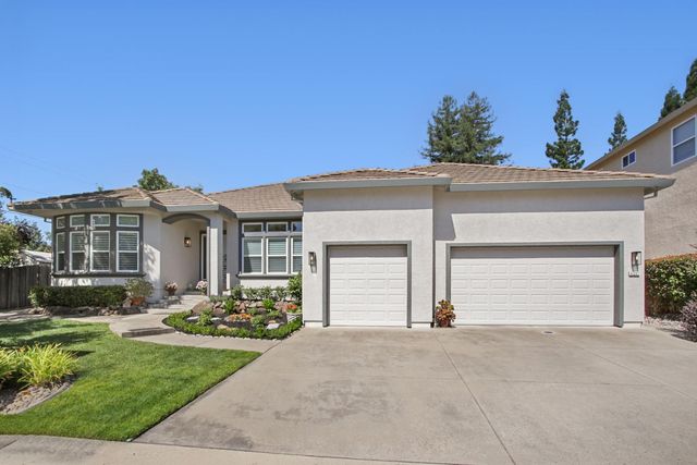 4201 Olga Ln, Fair Oaks, CA 95628