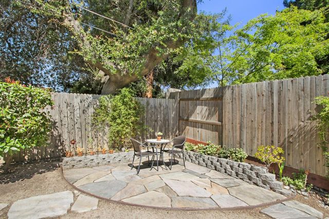 4201 Olga Ln, Fair Oaks, CA 95628