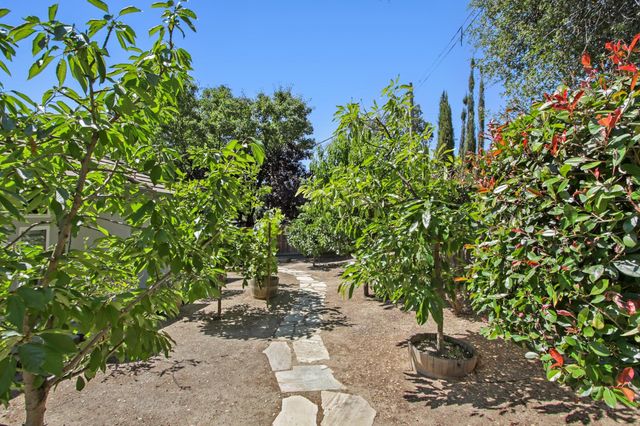 4201 Olga Ln, Fair Oaks, CA 95628