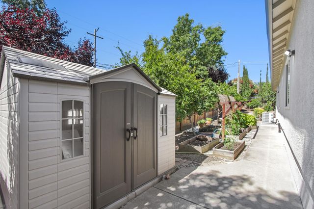 4201 Olga Ln, Fair Oaks, CA 95628