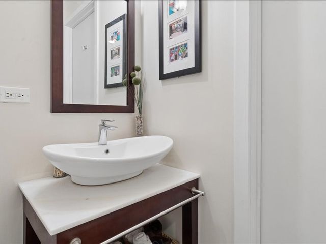 660 W WAYMAN Street 405B, Chicago, IL 60661