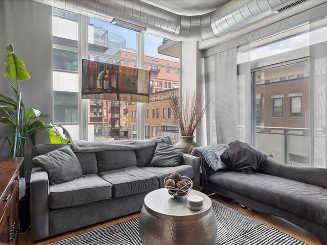 660 W WAYMAN Street 405B, Chicago, IL 60661