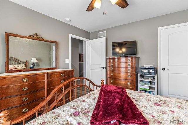 1592 Hickory Landing, De Soto, MO 63020