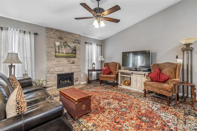 1592 Hickory Landing, De Soto, MO 63020