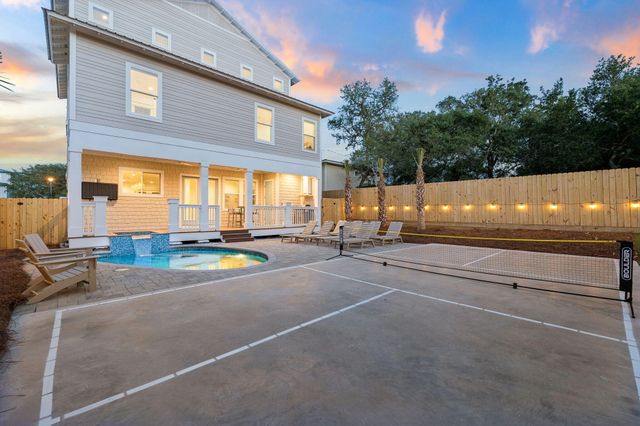 86 Sunfish Street, Destin, FL 32541